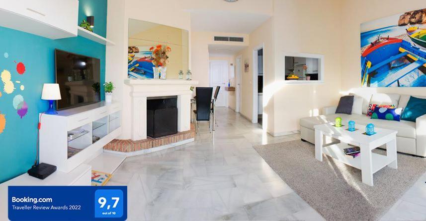 Puerto Marina Luxury Apartment With Sea Views 베날마데나코스타 외부 사진